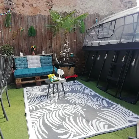 펜션 Maison De Charme A Avec Piscine Privee Et Jardin *