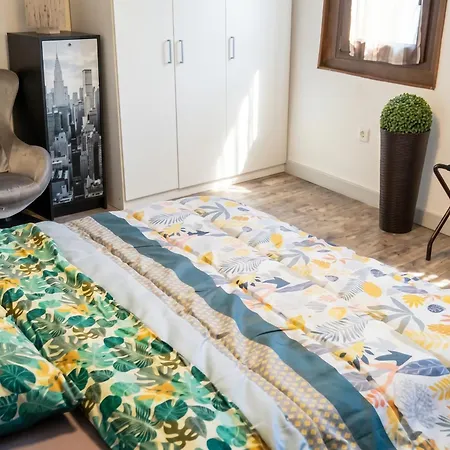 Maison De Charme à Avec Piscine Privée Et Jardin *