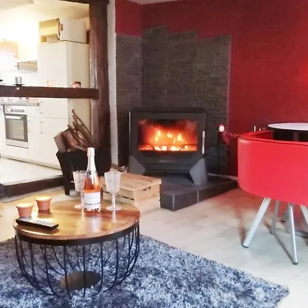 Casa vacanze Maison De Charme à Avec Piscine Privée Et Jardin *